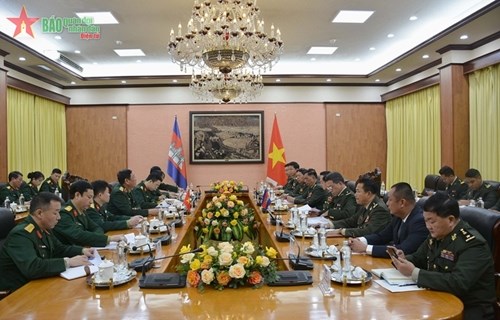 越南国防部愿援助柬埔寨举办第32届东南亚运动会 hinh anh 1
