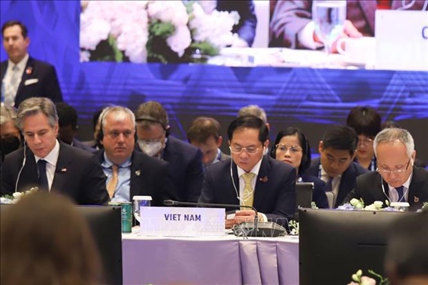 2022年APEC领导人会议周：越南呼吁增强各经济体韧性和竞争力 hinh anh 1