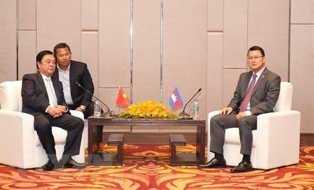 越南与柬埔寨重视加强农业合作关系 hinh anh 1