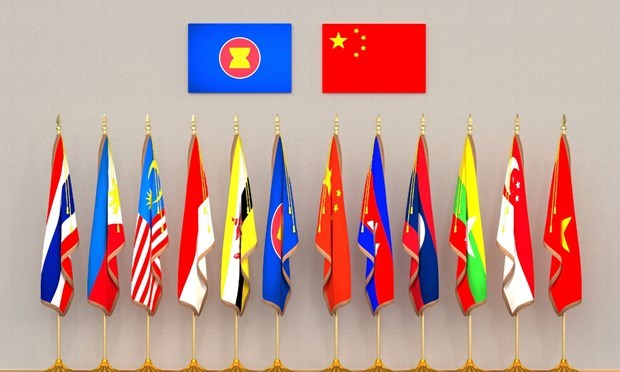 东盟国家和中国欢迎启动东盟-中国自贸区升级版谈判 hinh anh 1