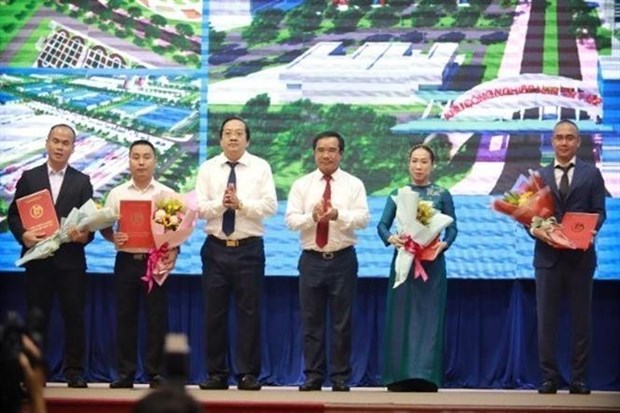 在隆安省的4大投资项目获批立项 hinh anh 1