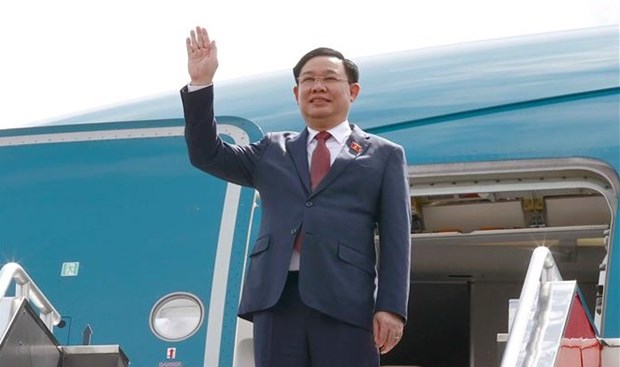 越南国会主席王廷惠开始对菲律宾进行正式访问 hinh anh 1