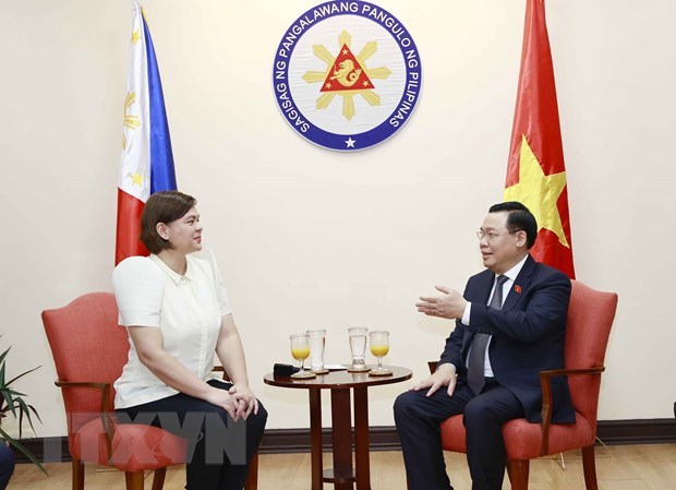 越南国会主席王廷惠会见菲律宾副总统萨拉·杜特尔特 hinh anh 2