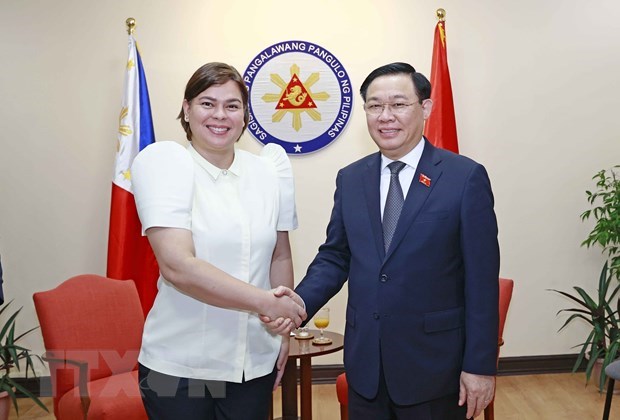 越南国会主席王廷惠会见菲律宾副总统萨拉·杜特尔特 hinh anh 1