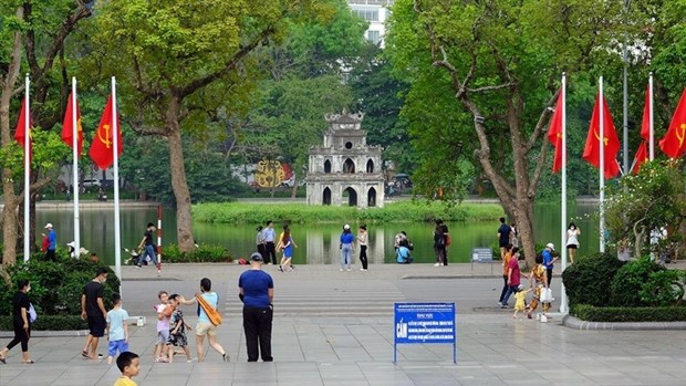 河内旅游业已提前完成2022年游客接待计划 hinh anh 1