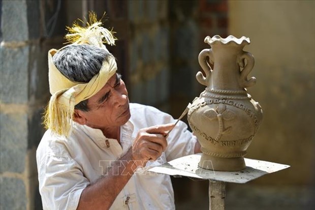 越南占族制陶技艺正式被列入UNESCO《急需保护的非物质文化遗产名录》 hinh anh 2