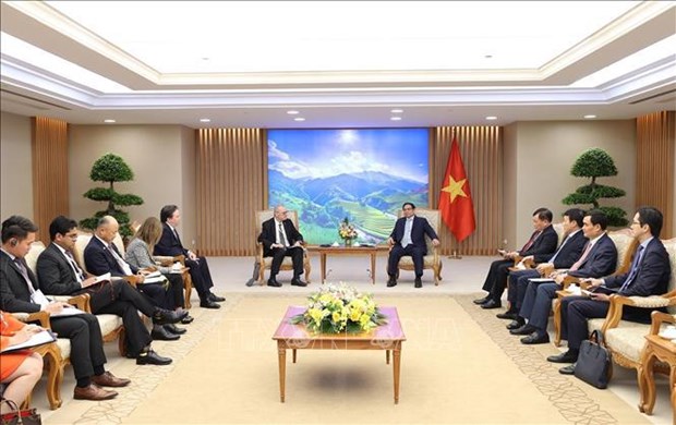 越南政府总理范明政会见美国—东盟商业委员会和美国企业代表 hinh anh 1