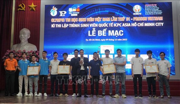 第31届越南大学生信息学奥林匹克竞赛闭幕 hinh anh 1