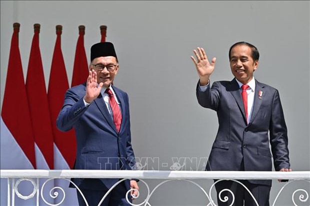马来西亚总理重申优先发展与印尼的双边关系 hinh anh 1