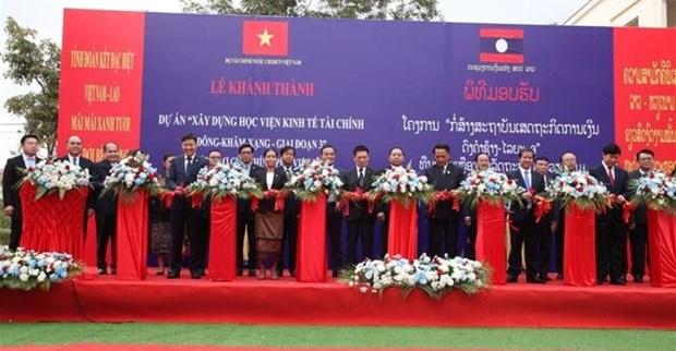 老挝Dongkhamxang财政经济学院三期工程正式落成 hinh anh 1