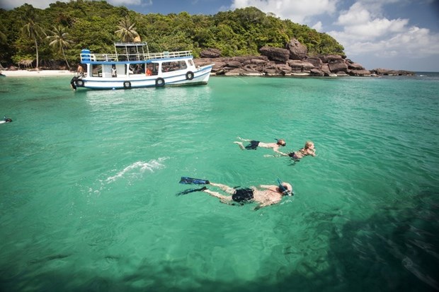 《Travel+Leisure》：富国岛是2023年23个最佳旅游目的地之一 hinh anh 1