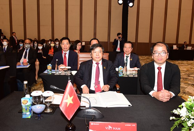 越南代表出席第26届东盟旅游部长会议 hinh anh 2