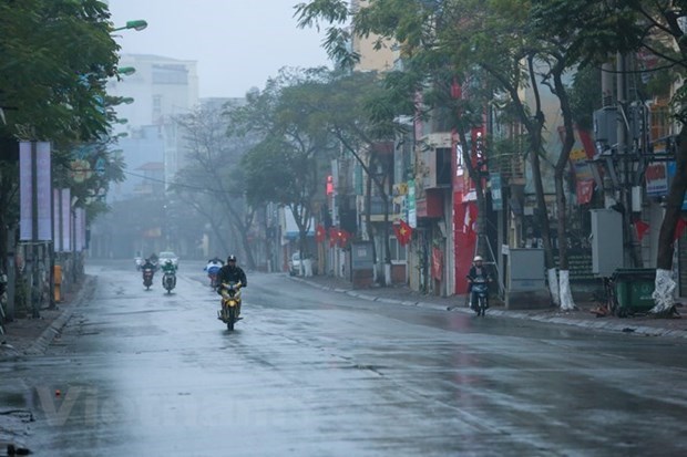 越南北部和北中部出现毛毛雨和有雾天气 hinh anh 1