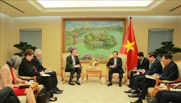 越南政府副总理陈红河会见全球人类与地球能源联盟基金总裁 hinh anh 1