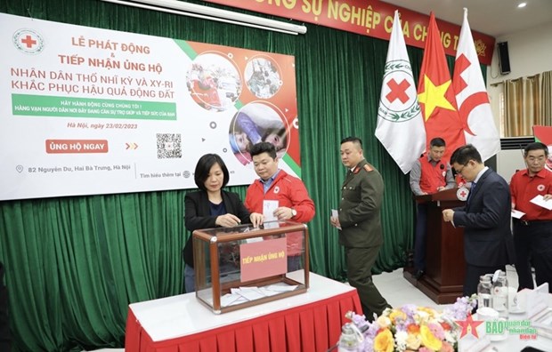 越南红十字会接收捐赠土耳其和叙利亚人民的近100亿越盾 hinh anh 1