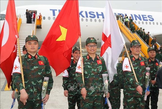 越南人民军救援队完成土耳其救援任务 安全回国 hinh anh 4