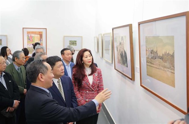 《越南文化纲要》颁布80周年：“画家是战士”专题展开幕 hinh anh 1