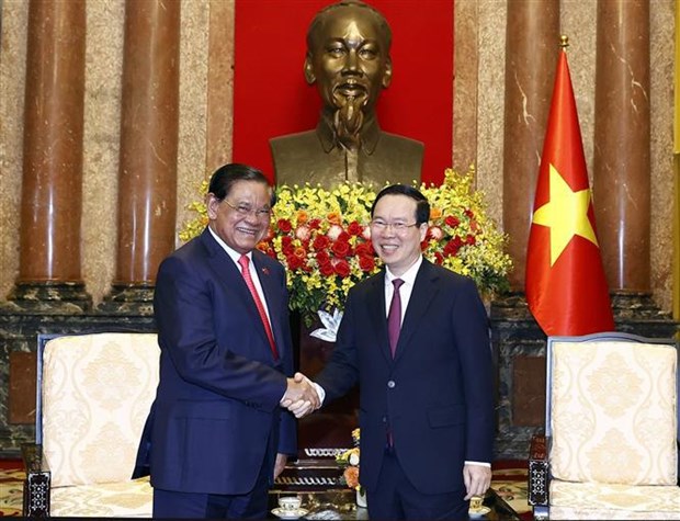 越南国家主席武文赏会见柬埔寨副首相 hinh anh 1