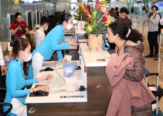 越南将于2023 年 3 月 15 日起开始迎接中国游客 hinh anh 2