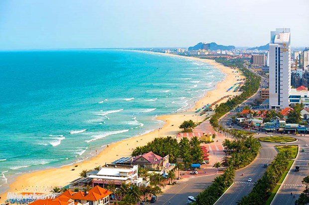 岘港市致力维护安全、文明海滩品牌 hinh anh 1