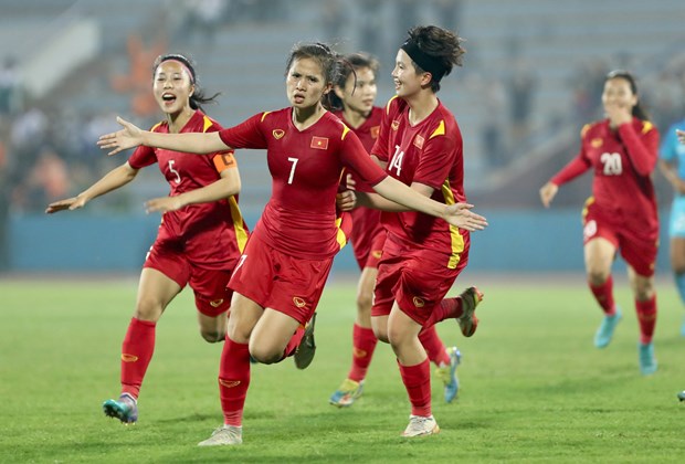 越南U20女足队入局2024年亚足联U20女足亚洲杯锦标赛预选赛第二轮比赛 hinh anh 1