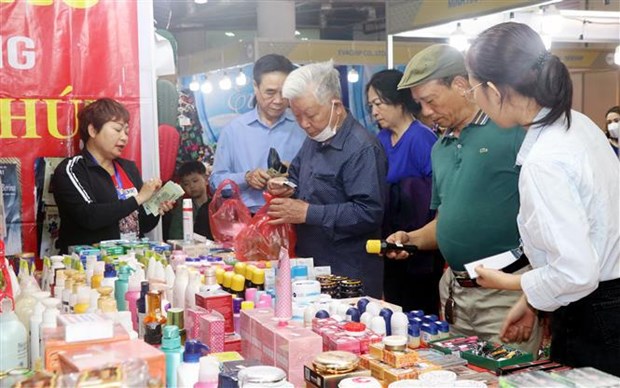 2023年泰国商品展销周在广宁省举行 hinh anh 2