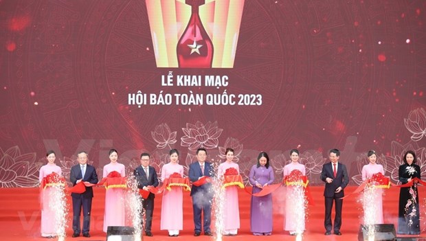 2023年越南全国报刊展正式开展 hinh anh 1