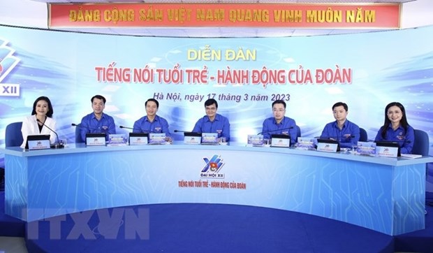 越南胡志明共青团举行“青年的声音—共青团的行动”论坛 hinh anh 1