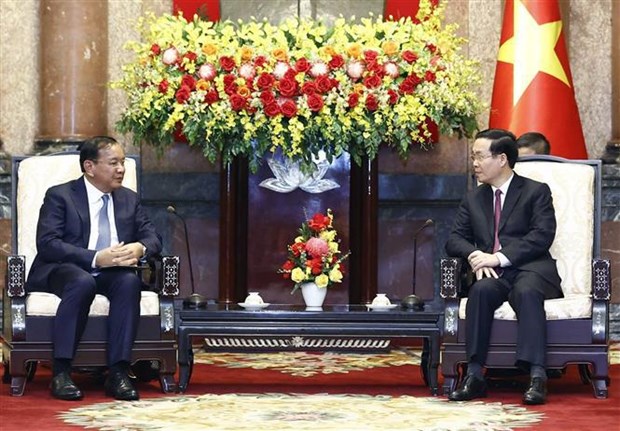 越南国家主席武文赏会见柬埔寨副首相兼外交与国际合作大臣布拉索昆 hinh anh 1