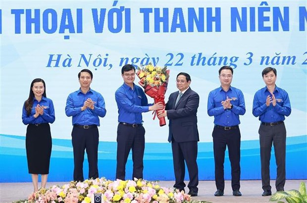 越南政府总理范明政：党和国家始终高度重视青年、关怀青年 hinh anh 2