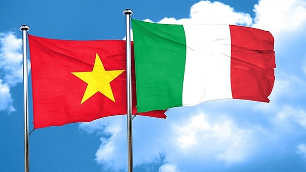 越南与意大利领导人就两国建交50周年互致贺电 hinh anh 1