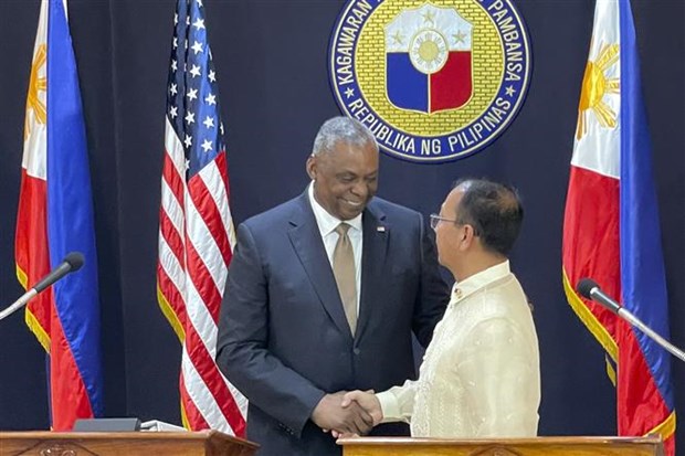 美国和菲律宾巩固两国的联盟关系 hinh anh 1