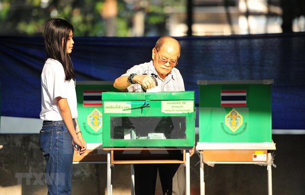泰国大选： 自豪党设定赢得100个议会席位的目标 hinh anh 1