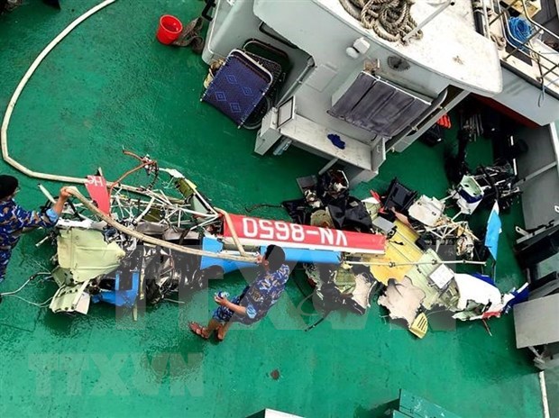 越南航空局：贝尔505型直升机坠落下龙湾海域事故属于一级事故 hinh anh 1
