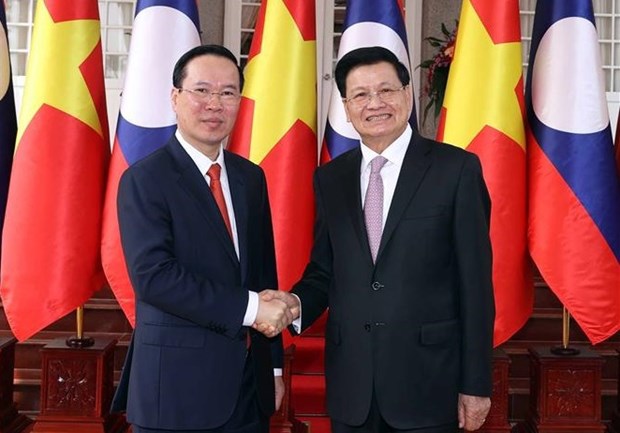 越南国家主席武文赏与老挝国家主席通伦举行会谈 hinh anh 2