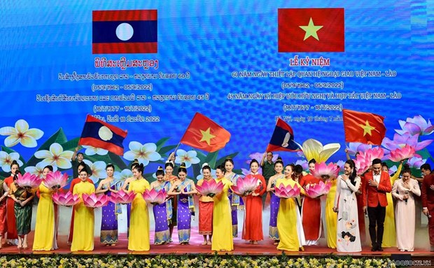 老挝媒体：武文赏老挝之行将取得圆满成功 为深化老越特殊关系做出贡献 hinh anh 2