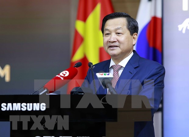 政府副总理黎明慨：三星力争成为越南优秀的人才培养中心 hinh anh 1