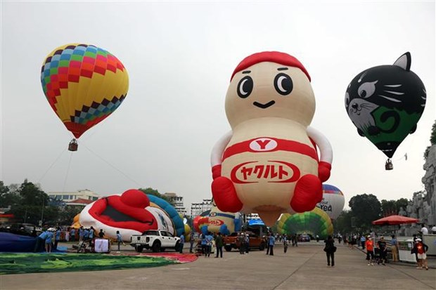 宣光省第二届国际热气球节开幕 hinh anh 1