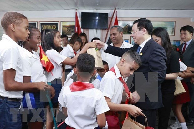 越南国会主席王廷惠圆满结束对古巴、阿根廷和乌拉圭进行的正式访问 hinh anh 3
