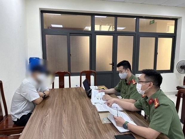 越南海防市：依法处罚在脸书上发布不实信息的人 hinh anh 1