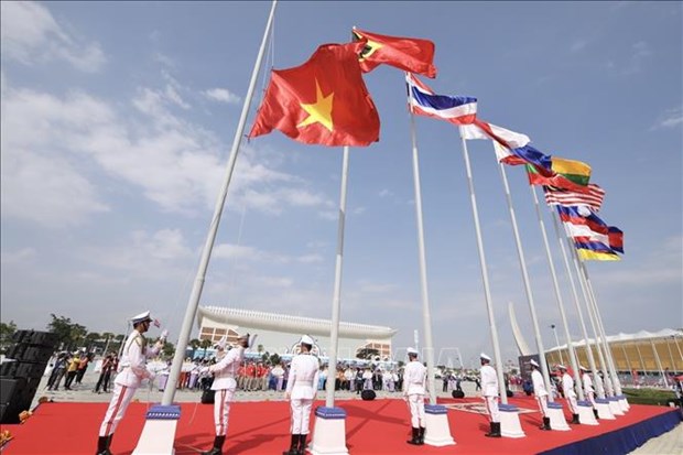 第32届东运会体育代表团升旗仪式在柬埔寨国家体育场举行 hinh anh 1