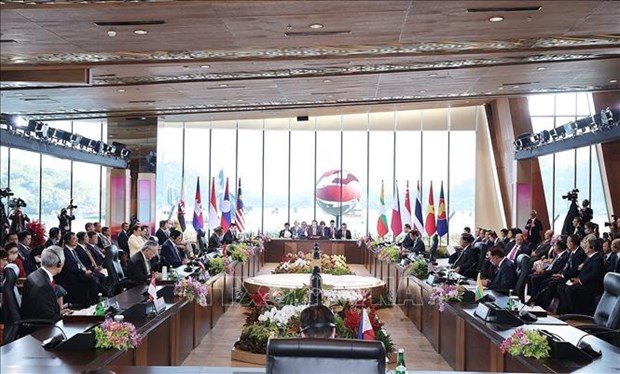 第42届东盟峰会：通过《打击因技术滥用而导致的人口贩运》声明 hinh anh 1