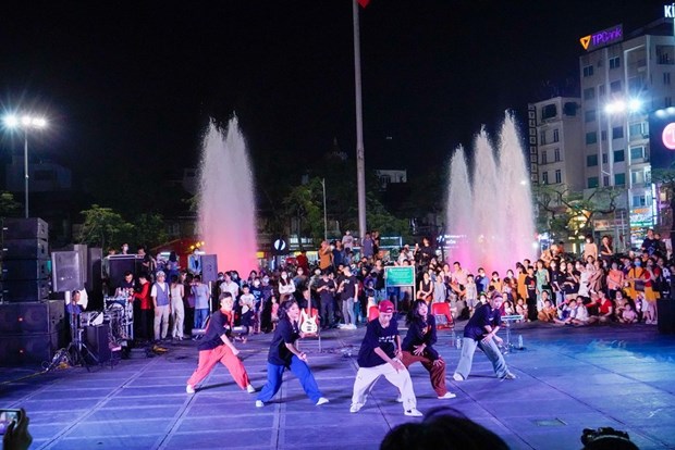 海防市在5月每周六晚上将举行街头音乐节活动 hinh anh 1