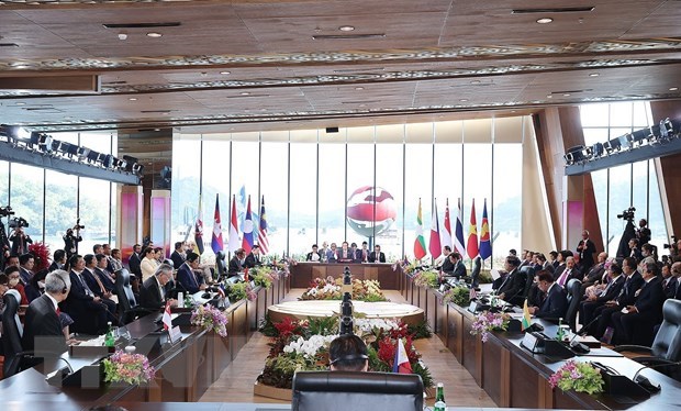 第42届东盟峰会：马来西亚认为峰会在促进区域合作方面取得成功 hinh anh 1