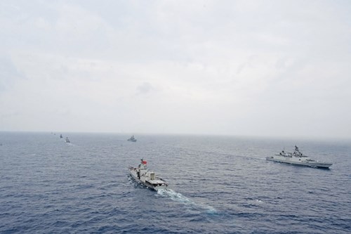 越南海军参加东盟—印度海上演习取得圆满成功 hinh anh 1