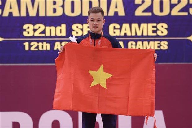 第 32 届东运会：越南体育代表团争取在比赛的最后几天摘下 30～40 枚金牌 hinh anh 1