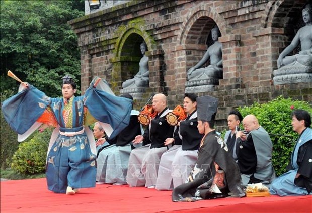 日本传统艺术表演活动在河南省举行 hinh anh 1