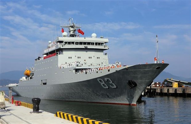 中国海军舰艇访问越南岘港市 hinh anh 1