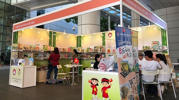 越南参加2023年亚洲少儿读物节活动 hinh anh 1