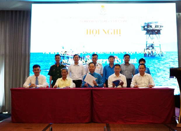 越南渔业工会：提高会员关于海洋及岛屿和打击IUU捕鱼的认识 hinh anh 2